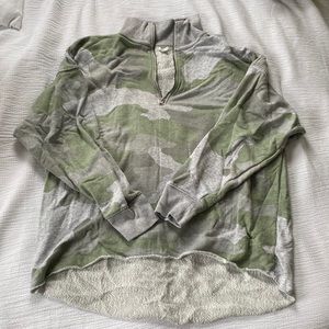Aerie high/low Camo Quarter Zip